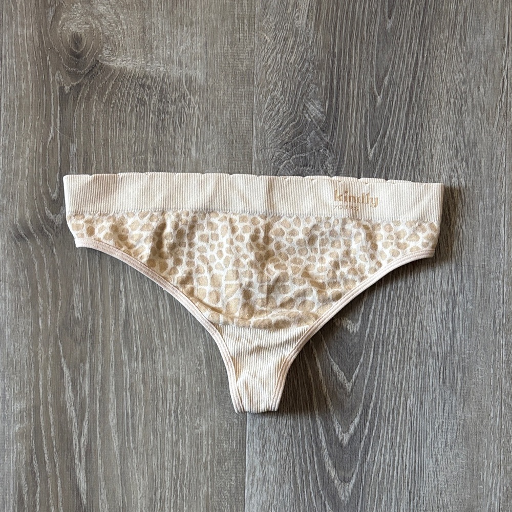 Kindly Thong